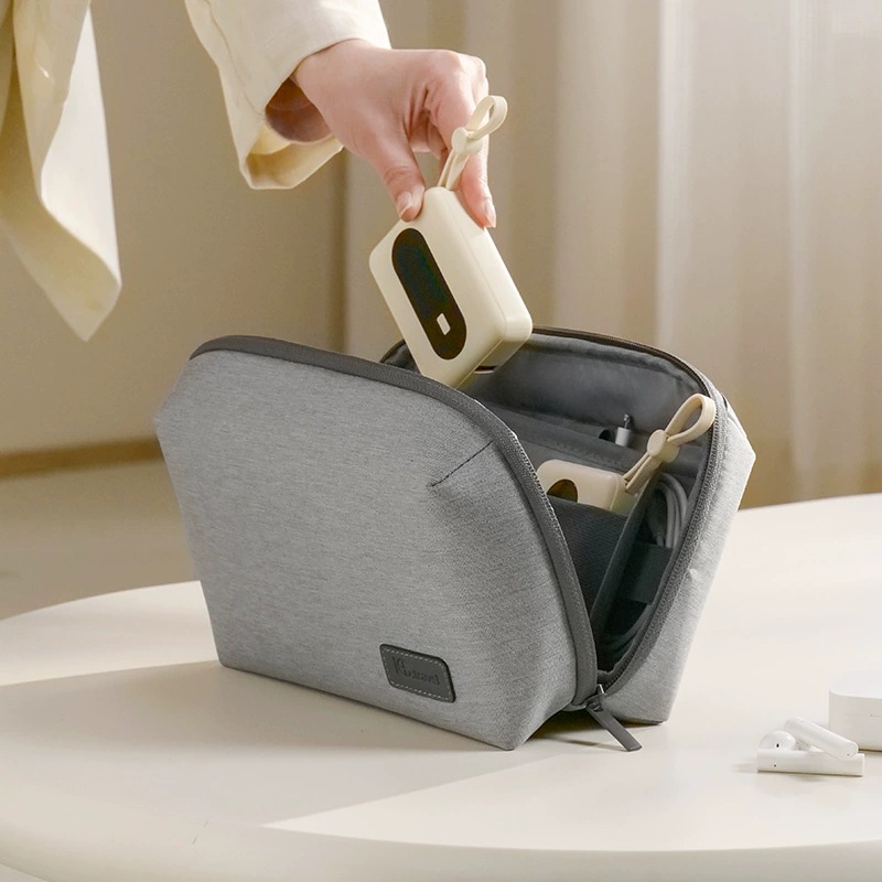 Tech Accessories Travel Organizer Pouch - Estuche de viaje organizador de electrónica,